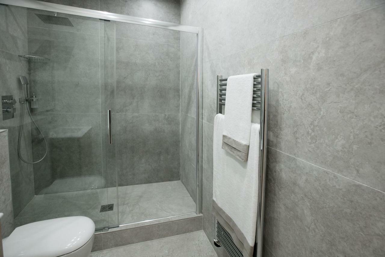 Louvois Apartment *